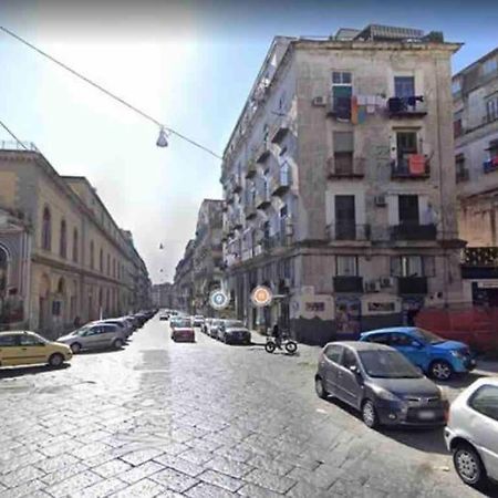 Emyesabi Apartment Napoli Bagian luar foto